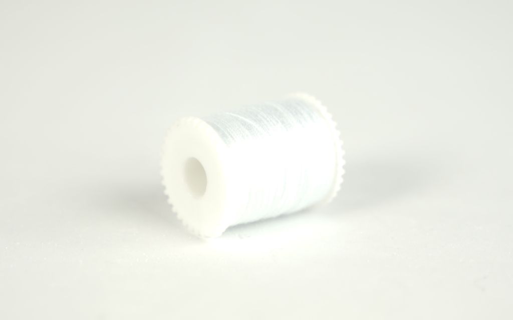 Silk thread, l = 200 m