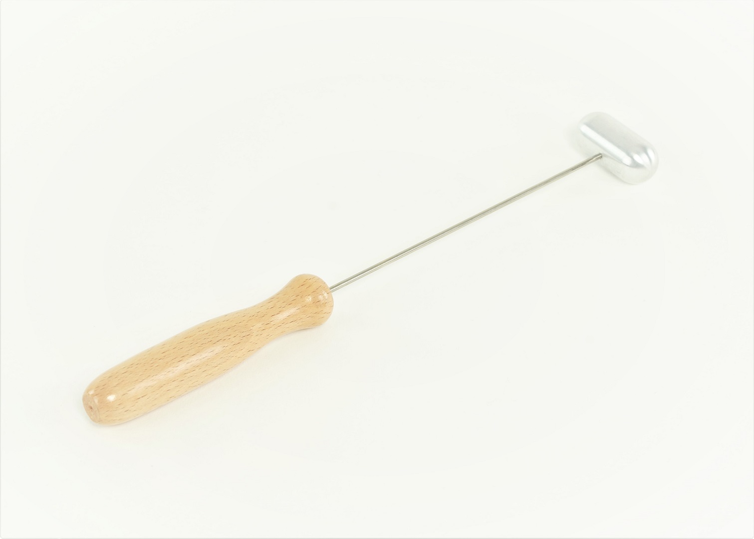 Striking hammer