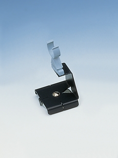 Counter tube holder on fixating magnet