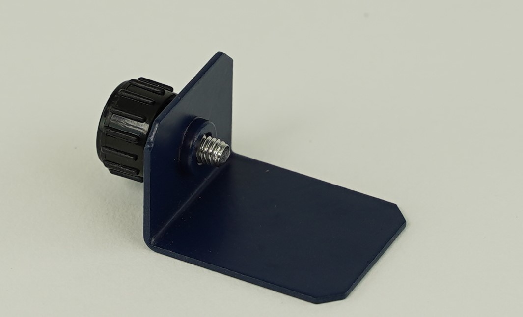 Sample stage for plate holder