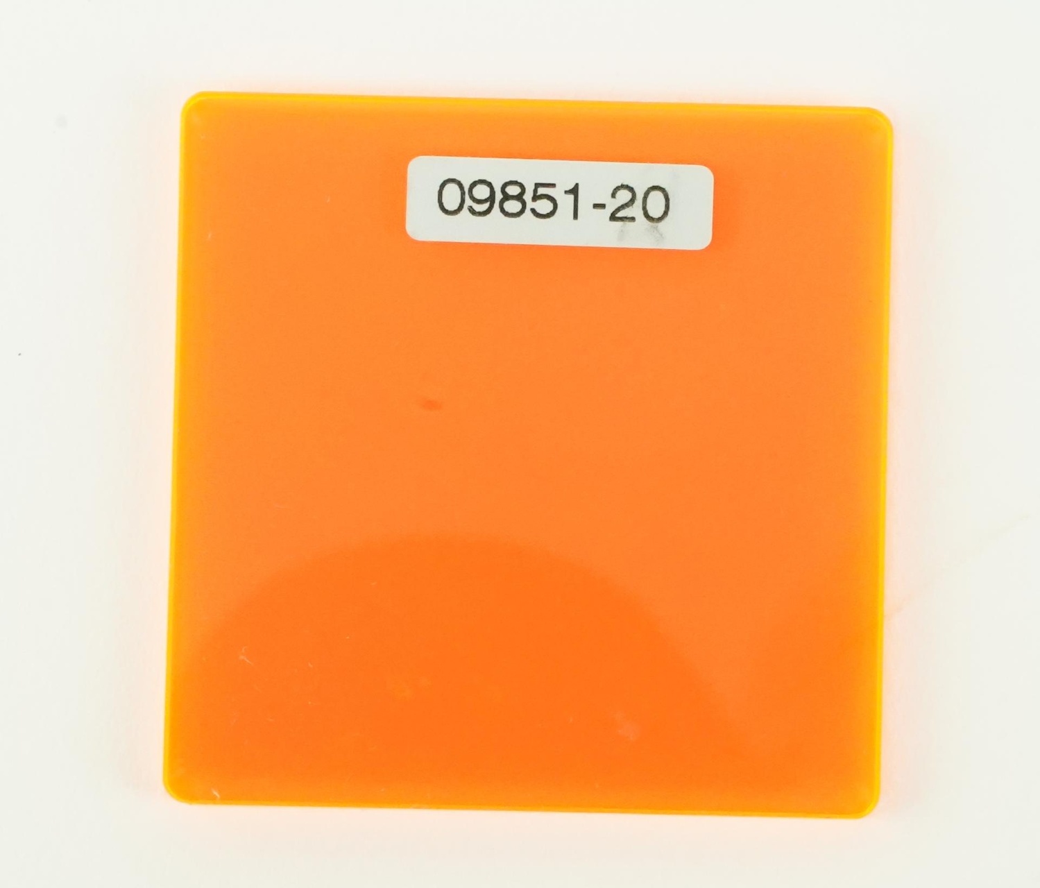 Plate, fluorescent, yellow