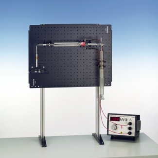 Electrostatic flue gas cleaning