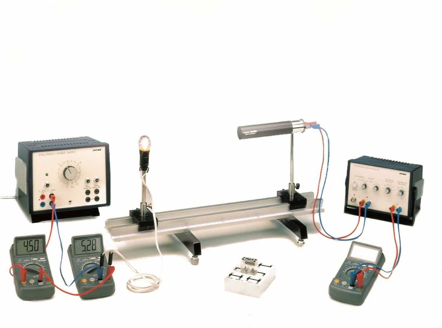 Stefan-Boltzmann's law of radiation with an amplifier