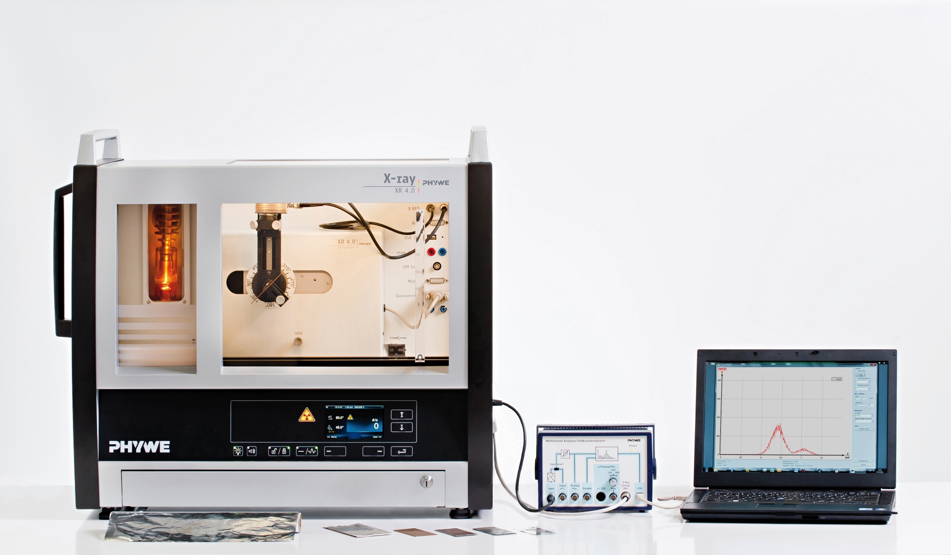 X-ray fluorescence spectroscopy-layer thickness determination